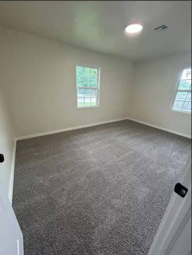 Main picture of 4301 N Wall St