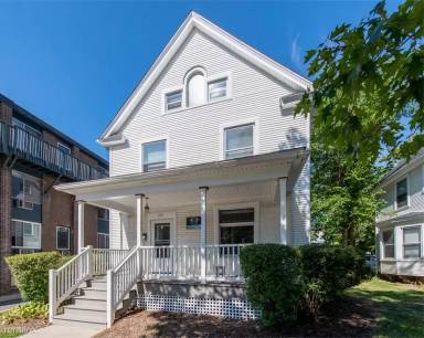 Main picture of 723 Packard St
