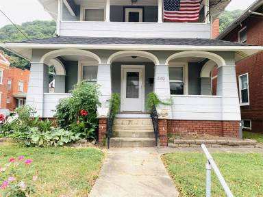 Main picture of 2302 Washington St E