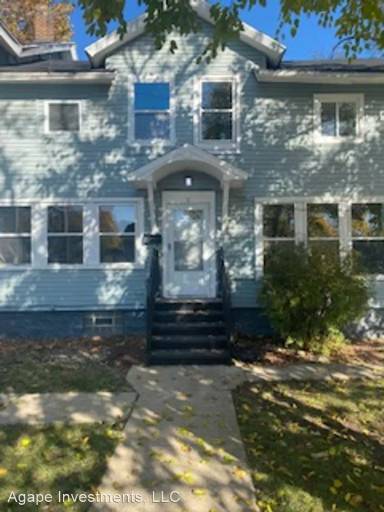 Main picture of 318 Sherman St