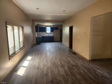 Main picture of 8922 S Wallace St