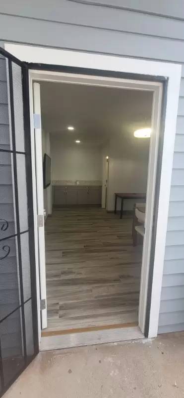 Main picture of 3223 Castle St