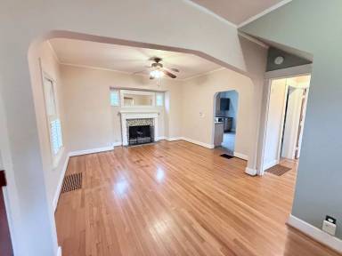 Main picture of 4015 SE 31st Ave