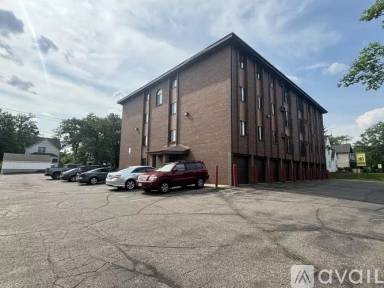 Main picture of 819 5th Ave S