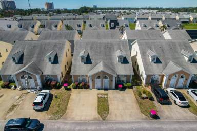 Main picture of 123 White Cap Way