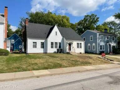 Main picture of 402 Melrose Ct