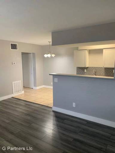 Main picture of 1030 NE 7th Ave