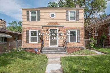 Main picture of 3613 Monroe St