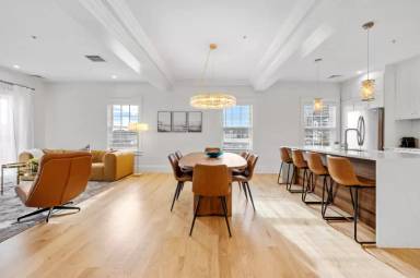 Main picture of 30 E Main St