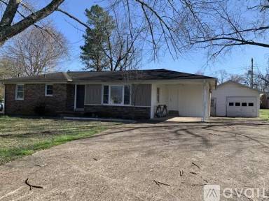 Main picture of 411 Kirk St