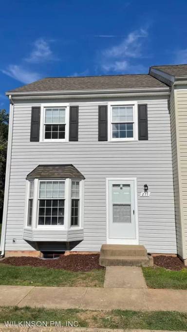 Main picture of 211 Madison Ct