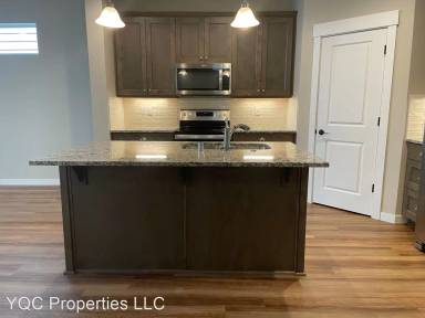 Main picture of 7102 S Ridge Way