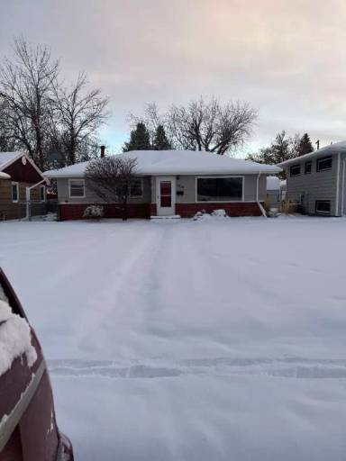 Main picture of 3638 3rd Ave S
