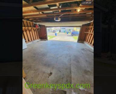 Main picture of 6125 SE 90th Ave