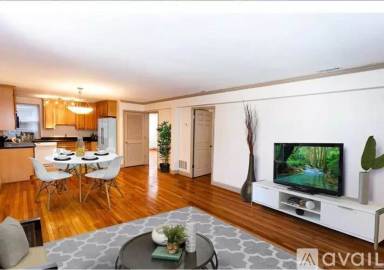 Main picture of 7569 Buckingham Dr