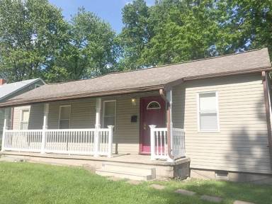 Main picture of 420 Cherry St