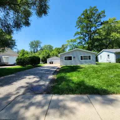 Main picture of 457 Willow Rd