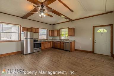 Main picture of 1305 Roever Rd