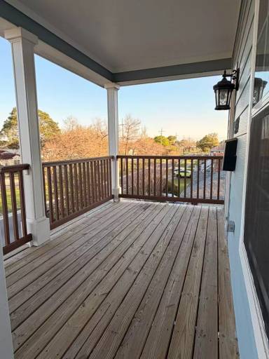 Main picture of 5748 Cameron Blvd