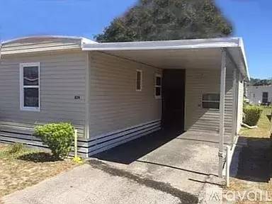 Main picture of 810 Carol St