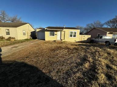 Main picture of 2610 39th St