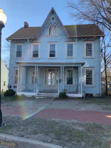 Main picture of 133 Mill St
