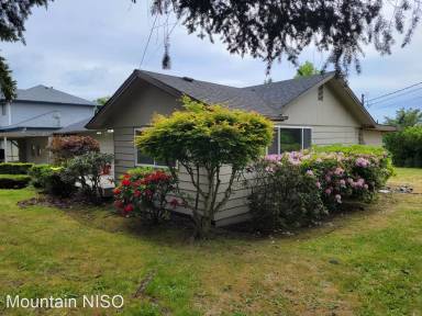 Main picture of 705 Kensington Ave S