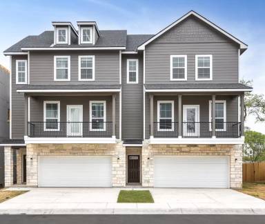 Main picture of 614 Errol St