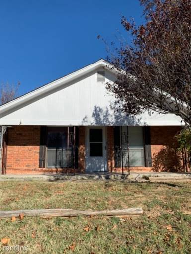 Main picture of 306 W Hale Ave