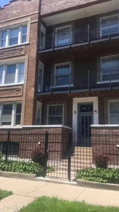 Main picture of 6430 S Ellis Ave