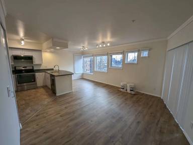 Main picture of 8 W Aloha St