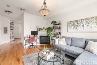 Main picture of 140 K St