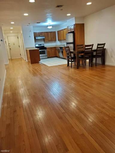 Main picture of 61 Oliver St Apartments