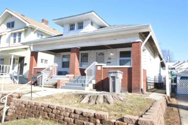 Main picture of 565 N Beville Ave