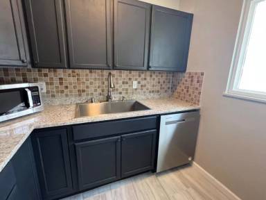 Main picture of 8509 Marquette Ave NE