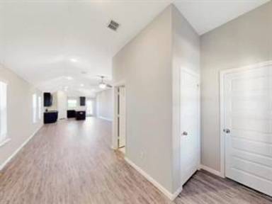 Main picture of 3421 Buster Way