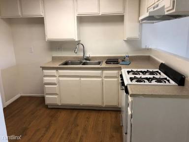 Main picture of 210 Cypress Ave