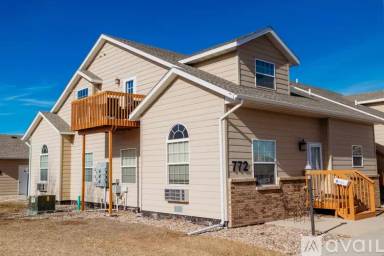 Main picture of 772 Earleen St