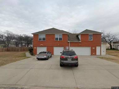 Main picture of 108 West Pl