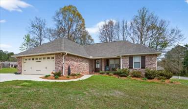 Main picture of 130 Boulder Dr