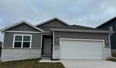 Main picture of 8825 S 185th St