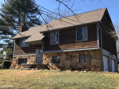 Main picture of 1805 Strathmore Rd