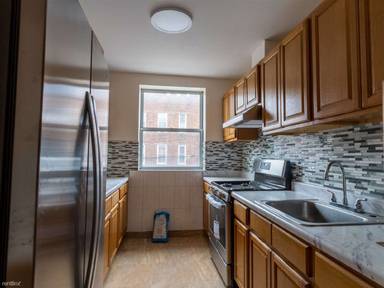 Main picture of 2086 E 23rd St
