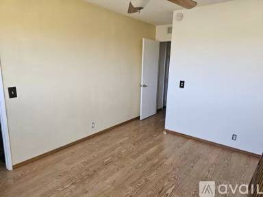 Main picture of 9441 Coronet Ave