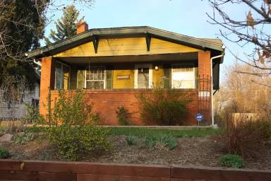 Main picture of 3900 Newton St