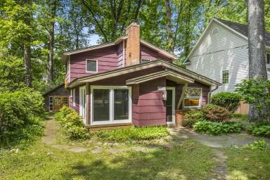 Main picture of 11304 Rokeby Ave