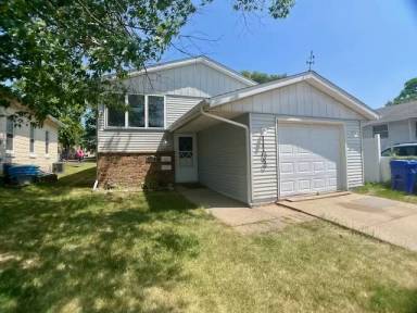 Main picture of 1103 E Samuel Ave