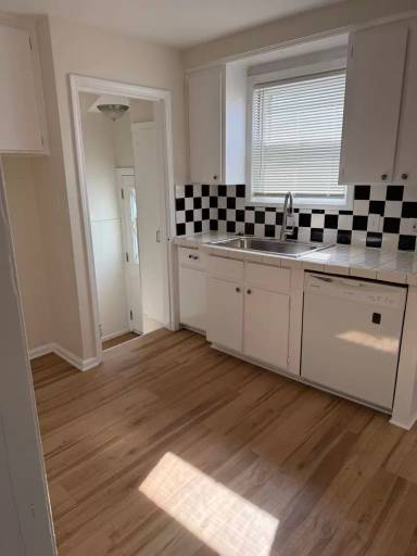 Main picture of 23018 Normandy Ave