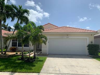 Main picture of 1829 SW 183rd Ter