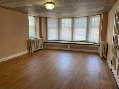 Main picture of 544 S 9th St